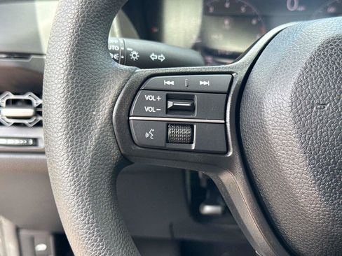Certified 2023 Honda Accord EX image 29