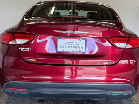 Used 2016 Chrysler 200 LX FWD image 5