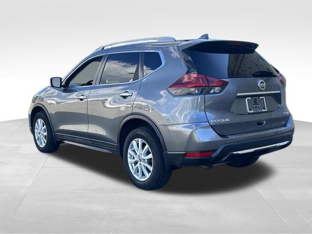 Used 2018 Nissan Rogue SV AWD/4WD image 3