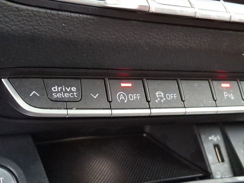 Used 2018 Audi Q5 2.0T Premium Plus w/ Premium Plus Package image 21