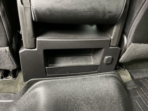 Used 2017 Chevrolet Silverado 1500 LTZ Z71 w/ Realtree Edition image 11