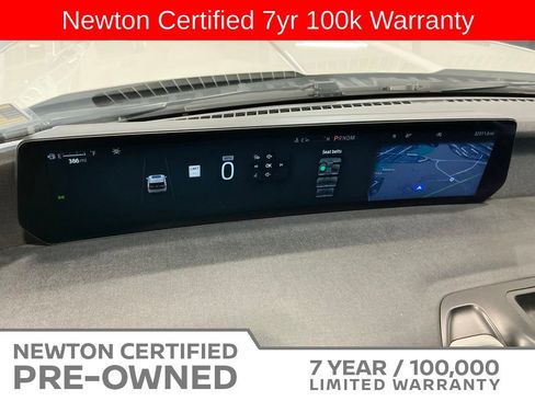 Used 2025 Ford Expedition Max Active AWD/4WD image 32