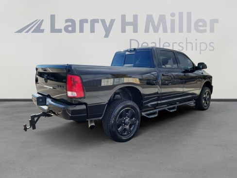 Used 2016 RAM 2500 Big Horn w/ Black Appearance Group image 5