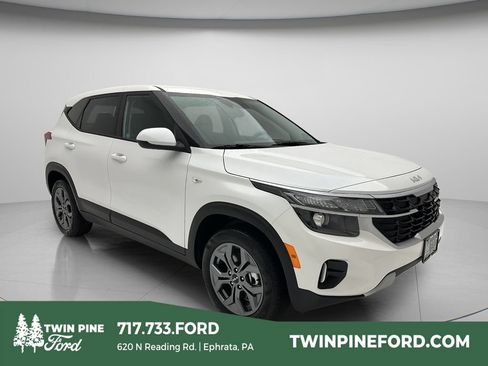Used 2026 Kia Seltos LX AWD/4WD image 1