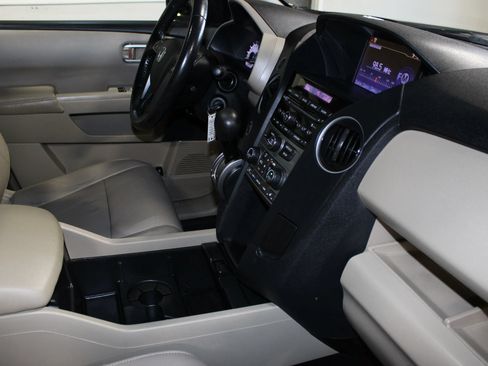 Used 2015 Honda Pilot EX-L image 29