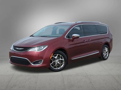 Used 2017 Chrysler Pacifica Limited