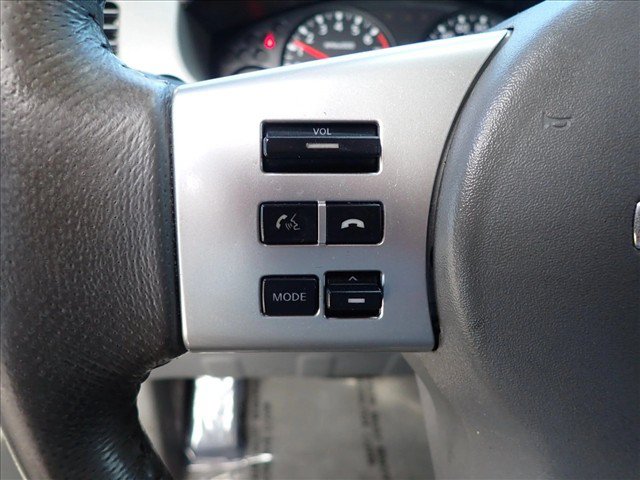 Used 2016 Nissan Frontier SV w/ SV Value Truck Package AWD/4WD image 12