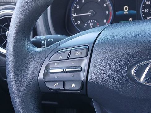 Used 2022 Hyundai Kona SEL image 10