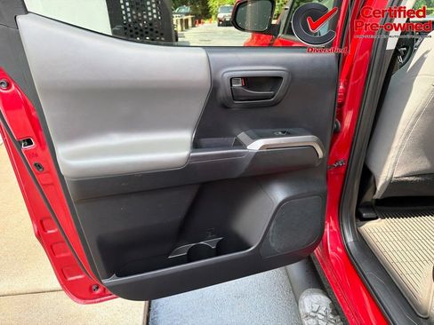 Used 2021 Toyota Tacoma SR5 RWD image 32