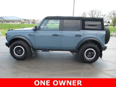 Used 2022 Ford Bronco Black Diamond w/ Sasquatch Package image 8