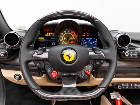 Certified 2023 Ferrari F8 Tributo RWD image 24