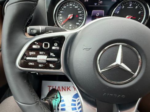 Used 2019 Mercedes-Benz E 300 4MATIC image 41