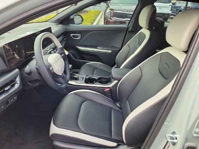 New 2026 Kia K4 GT-Line w/ GT-Line Premium Package FWD image 22