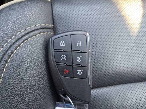 Used 2024 Chevrolet Tahoe Premier image 35