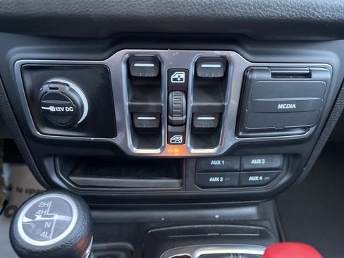 New 2026 Jeep Wrangler Sport AWD/4WD image 27