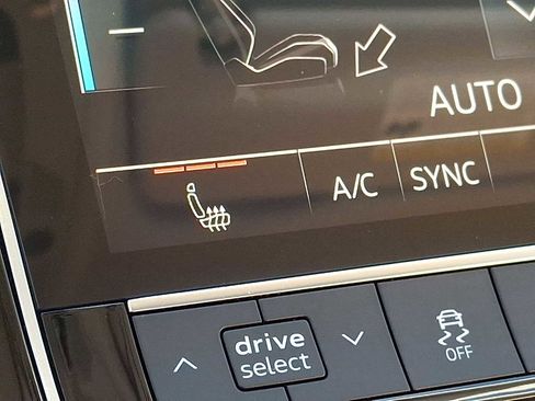 Used 2023 Audi Q7 2.0T Premium Plus w/ Premium Plus Package image 19