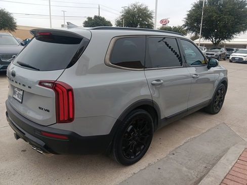 Certified 2021 Kia Telluride SX w/ SX Prestige Package image 4