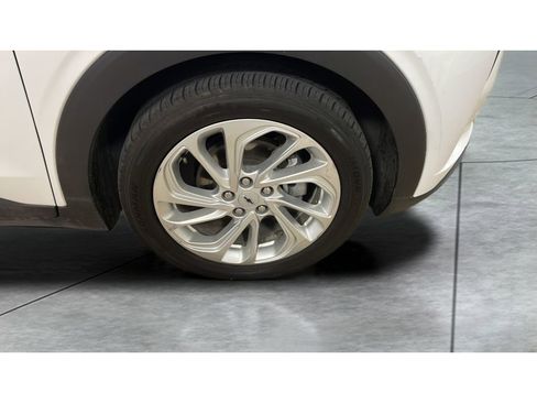 Used 2023 Chevrolet Bolt EUV LT image 20