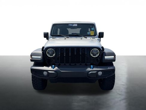 Used 2023 Jeep Wrangler Unlimited w/ Sun & Screen Package AWD/4WD image 3
