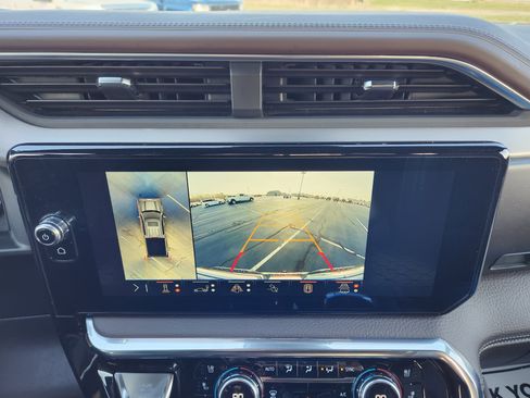 Used 2024 GMC Sierra 1500 Denali image 19