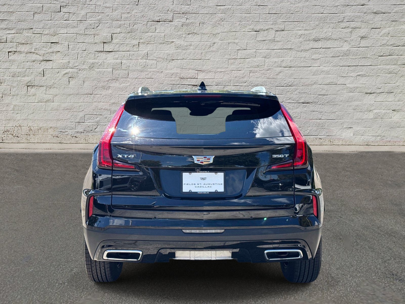 Certified 2025 Cadillac XT4 Premium Luxury FWD image 4