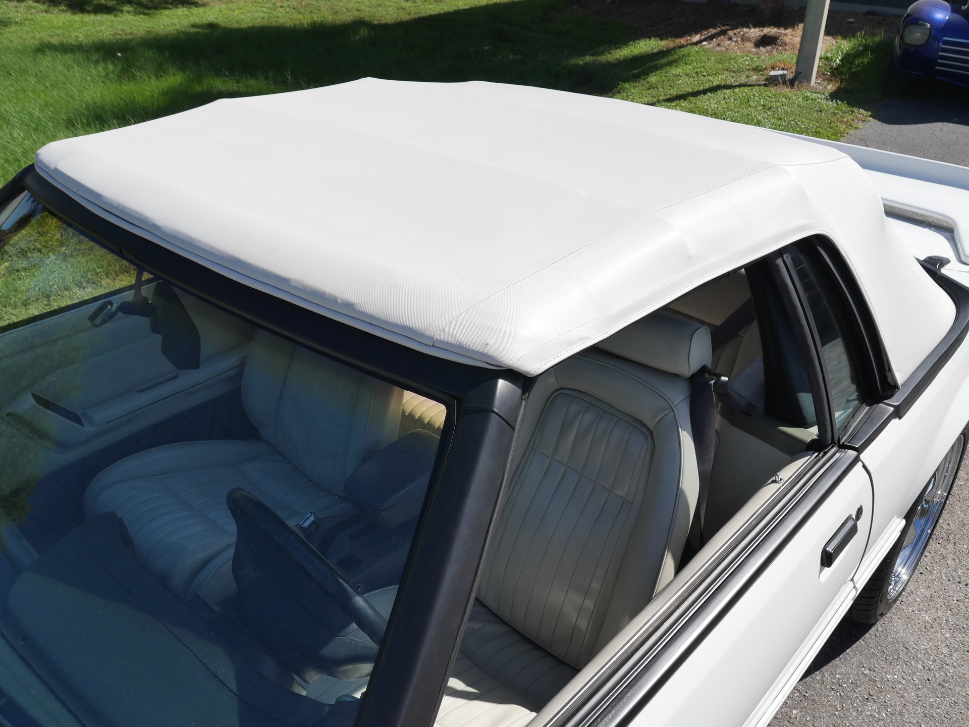 Used 1993 Ford Mustang LX RWD image 23