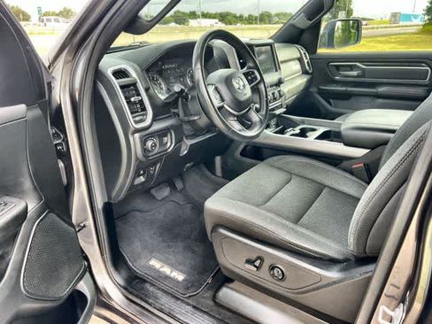 Used 2021 RAM 1500 Lone Star RWD image 3