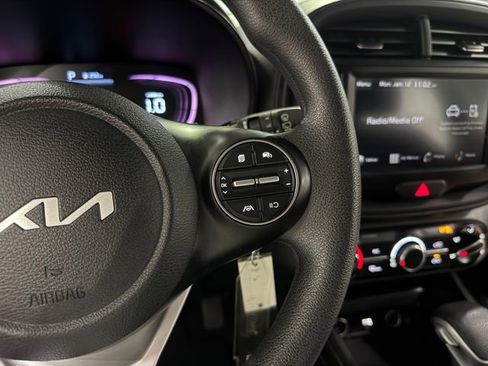 Used 2024 Kia Soul LX w/ Option Group 015 image 18