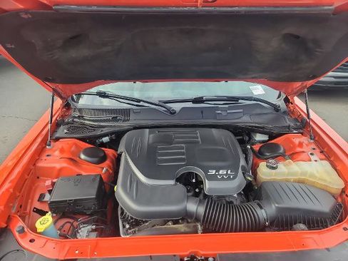 Used 2022 Dodge Challenger SXT w/ Blacktop Package image 28