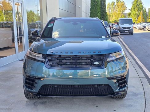 New 2026 Land Rover Range Rover Velar Dynamic SE image 3