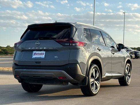 Used 2023 Nissan Rogue SL w/ SL Premium Package FWD image 7