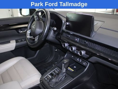 Used 2025 Honda CR-V EX-L image 24