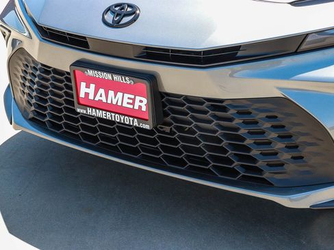 New 2026 Toyota Camry SE FWD image 11