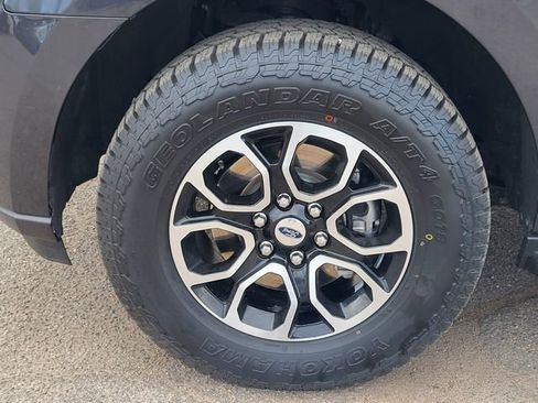 Used 2024 Ford Expedition Max XLT AWD/4WD image 10