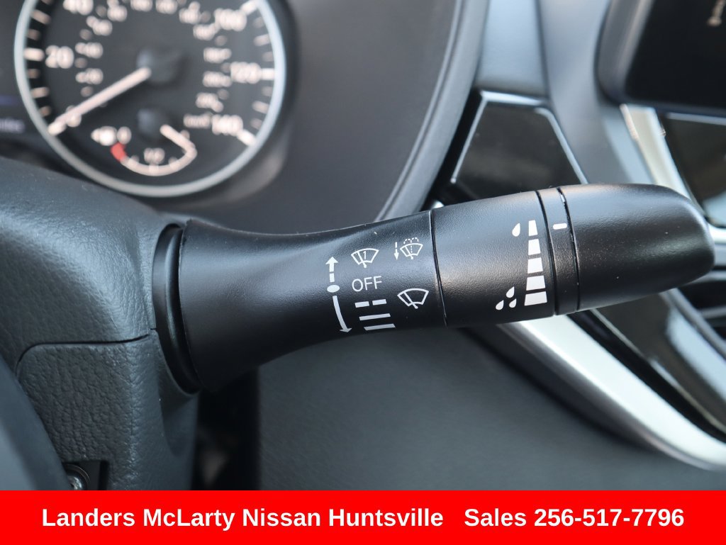Used 2025 Nissan Altima 2.5 SR w/ SR Premium Package FWD image 22