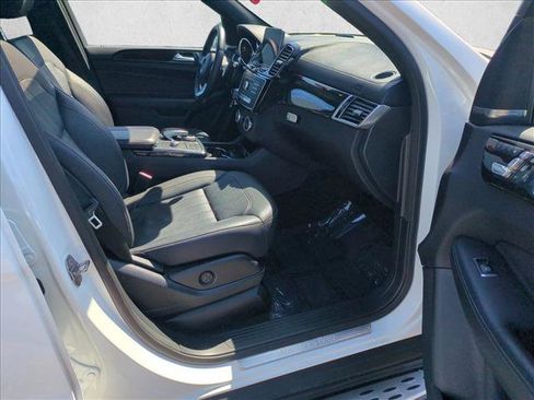 Used 2019 Mercedes-Benz GLS 450 4MATIC image 23