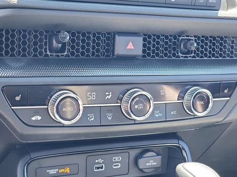 Used 2025 Honda CR-V EX image 16