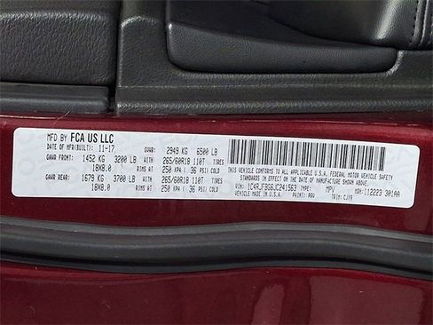 Used 2018 Jeep Grand Cherokee Limited image 28