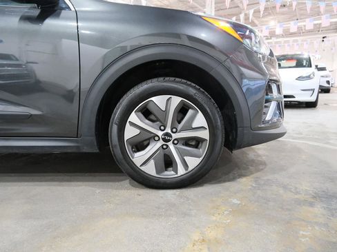 Used 2022 Kia Niro EX w/ Cold Weather Package image 14