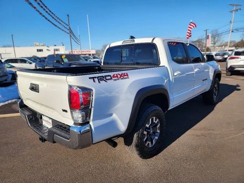 Used 2023 Toyota Tacoma TRD Off-Road image 7