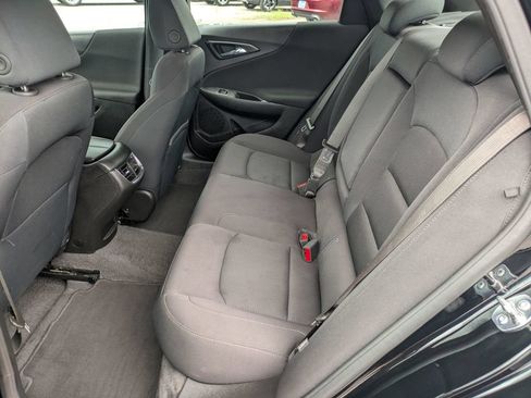 Used 2025 Chevrolet Malibu LT FWD image 22