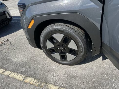 New 2026 Hyundai Santa Fe SE image 31