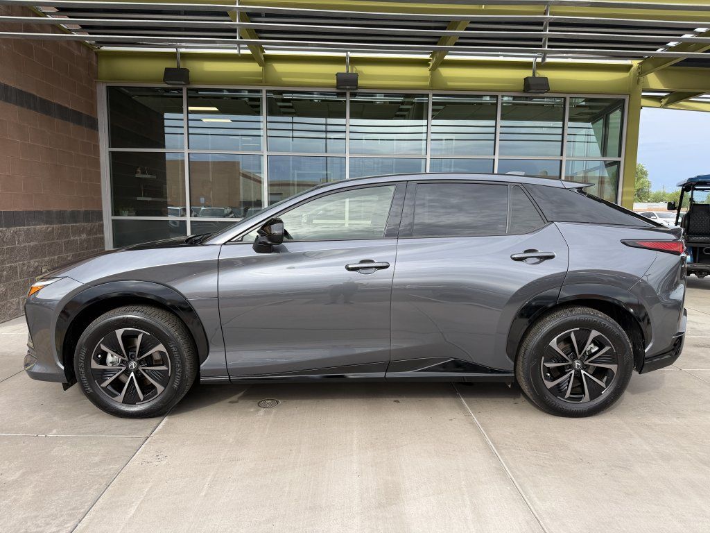 Used 2026 Lexus RZ 350e 2WD image 7