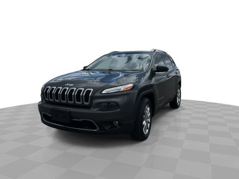 Used 2014 Jeep Cherokee Limited w/ Luxury Group AWD/4WD image 3