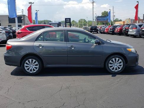 Used 2013 Toyota Corolla LE FWD image 8