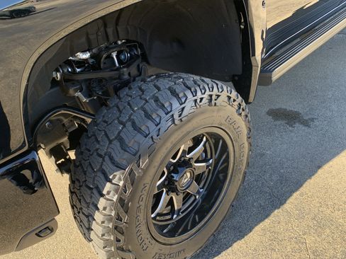 New 2025 Chevrolet Silverado 2500 LTZ w/ LTZ Premium Package AWD/4WD image 7