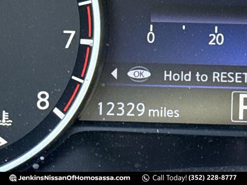 Certified 2024 Nissan Murano SV FWD image 41
