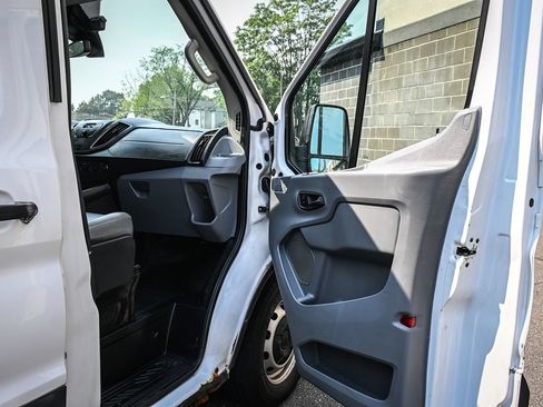 Used 2016 Ford Transit 350 XL RWD image 17
