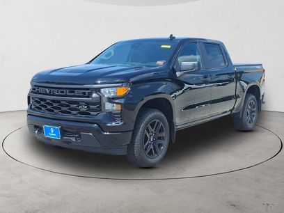 New 2026 Chevrolet Silverado 1500 Custom w/ LPO, Dark Essentials Package