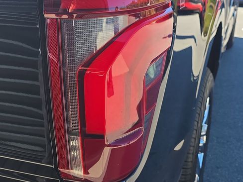 Used 2024 Ford F150 King Ranch w/ FX4 Off-Road Package image 16